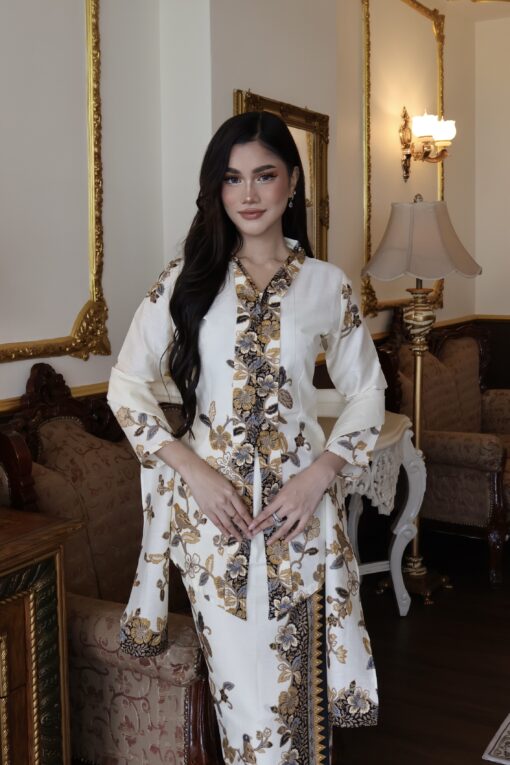 Mekar Blossom Cream Black - Image 2
