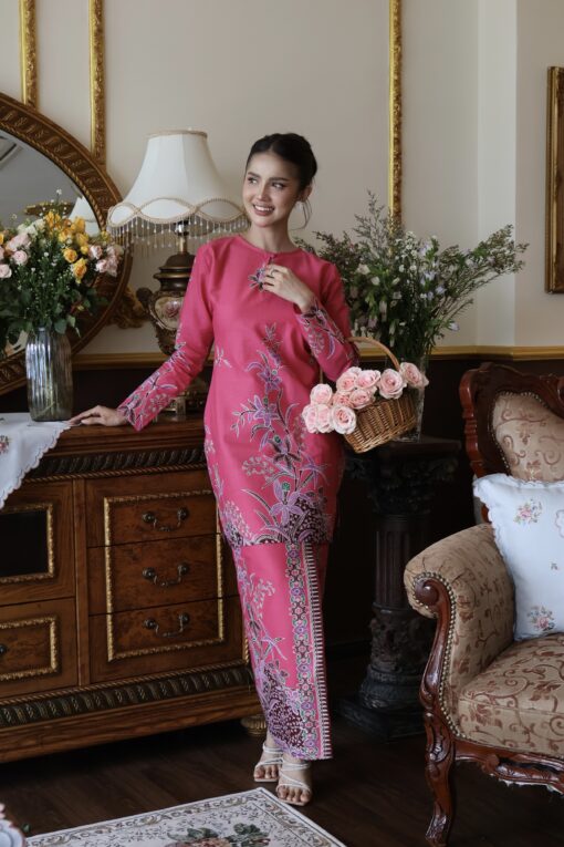 Kurung Mekar Pink