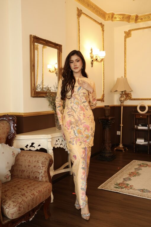 Kurung Mekar Pastel Soft Yellow