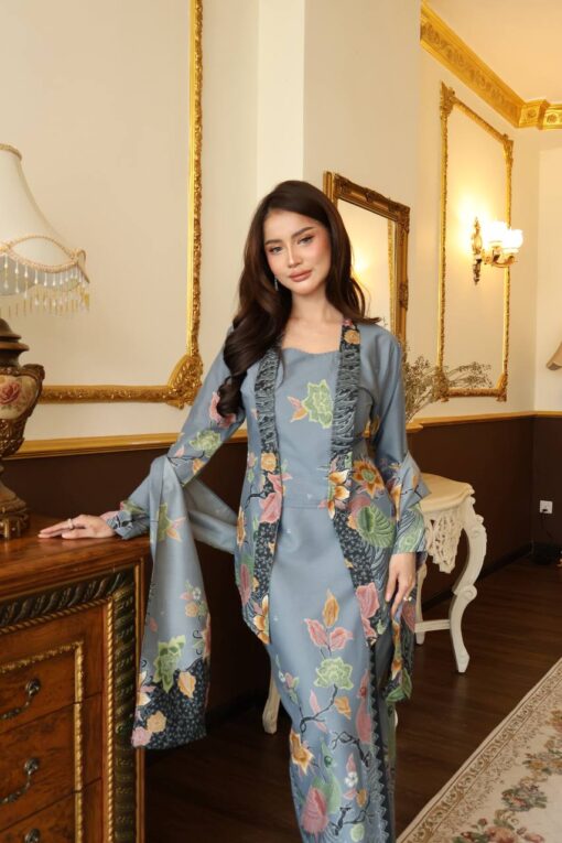 Kebaya Putri Grey - Image 2