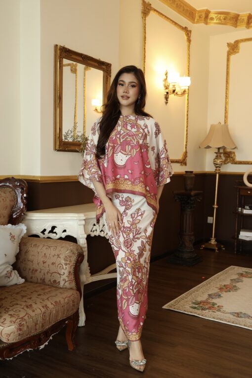 Kurung Ayu White Pink