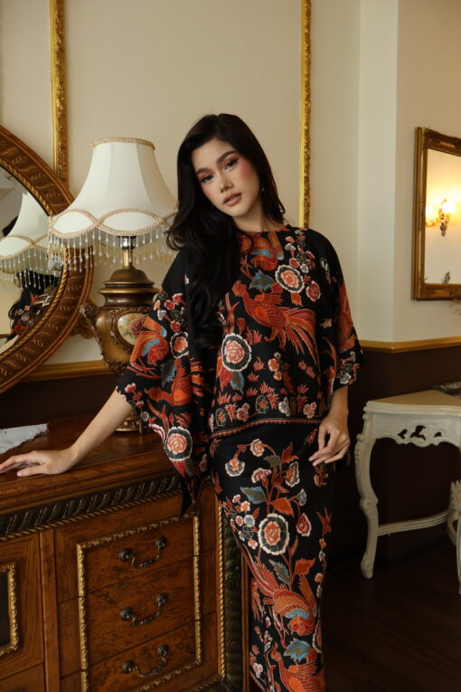 Kurung Ayu Black - Image 2