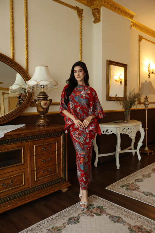 Kurung Ayu Red