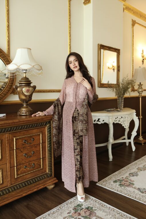 Kebaya Sabella Nude Rose