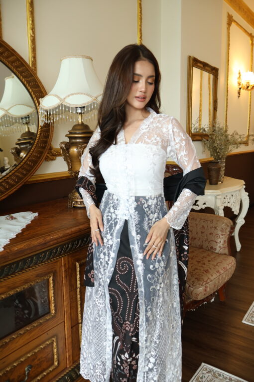 Mawar White Black - Image 2