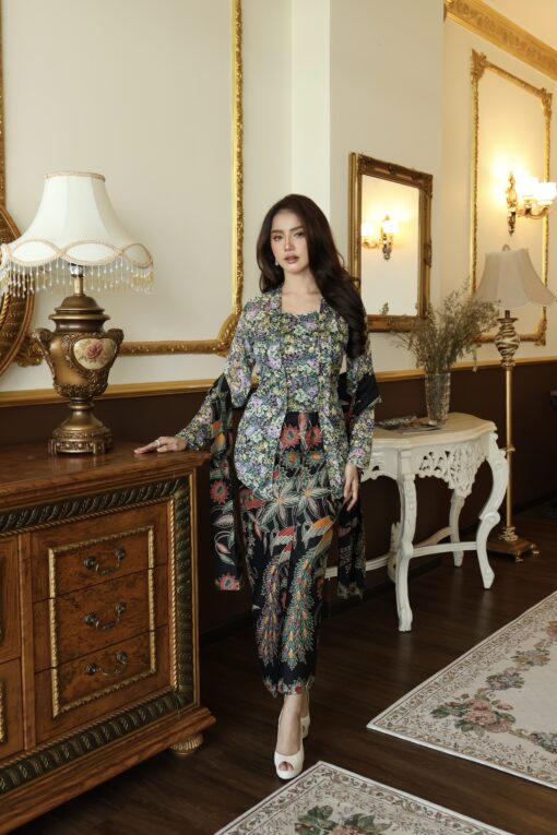 Kebaya Sally Green Blue